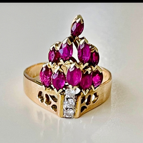 Vintage Jewelry - Vintage 1900-1930 Ruby & Diamond Crown Ring set in 14k Solid Gold